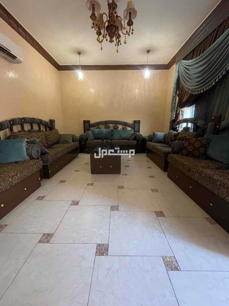 للبيع كنب  مجلس فخم اخو الجديد