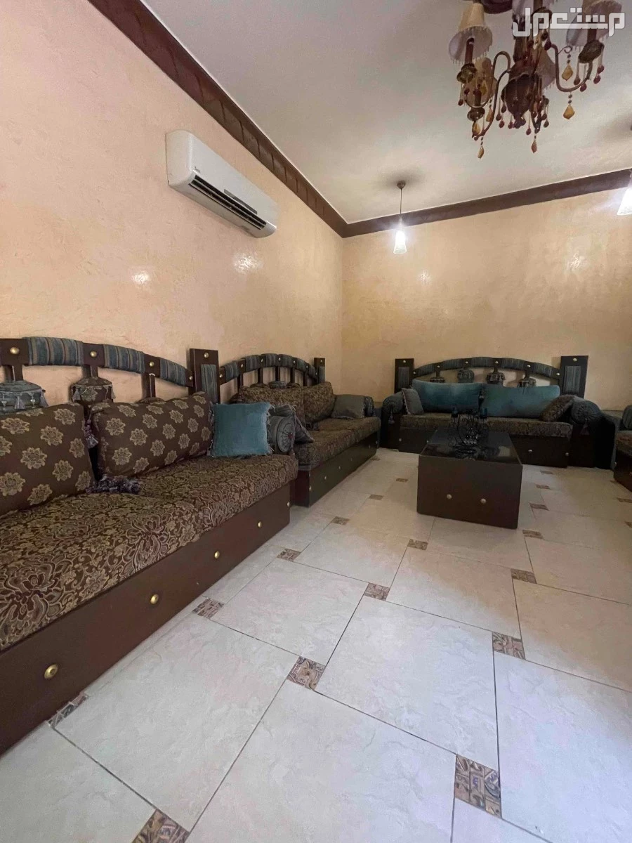 للبيع كنب  مجلس فخم اخو الجديد