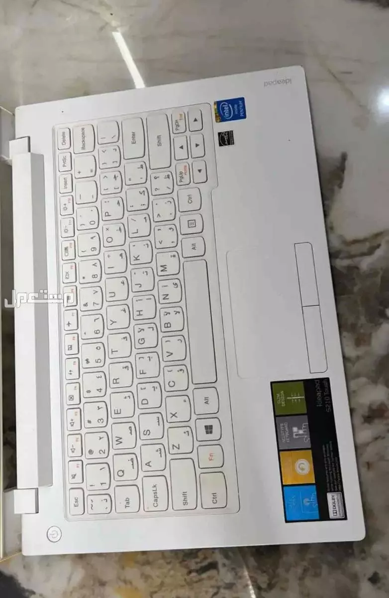 لابتوب لينوفو ، بروجكتر ماركة لينوفو في الرياض بسعر 700 ريال سعودي