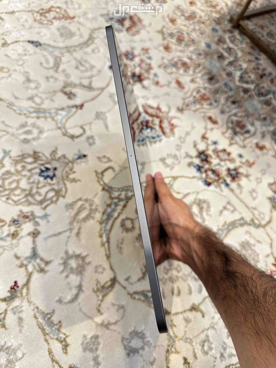 ايباد برو شبه جديد مقاس 12  ماركة أبل في الرياض بسعر ألفين ريال سعودي