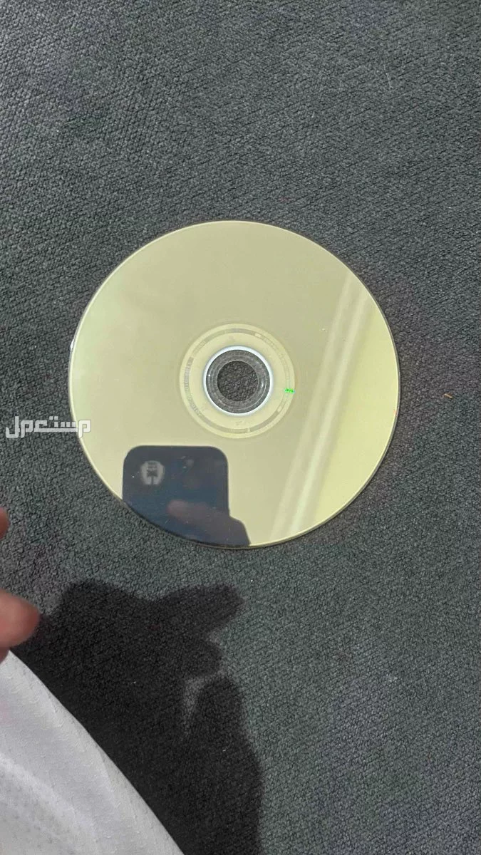 شريط قراند5 للبيع بسعر 100قابل لي التفاوض