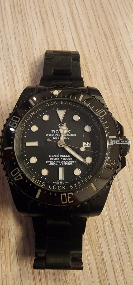 ساعه رولكس  فرست هاي كوبي  كالاصليه تعمل بالنبض تماما كالاصليه deep sea استعمال بسيط للبيع