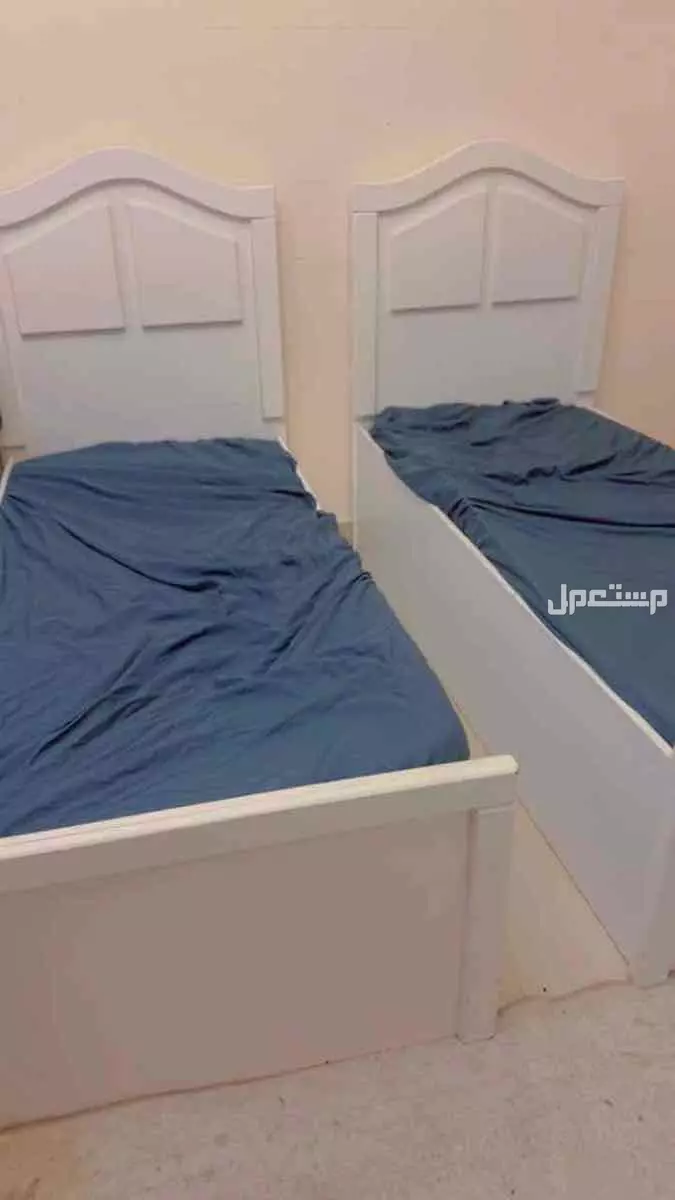 سريرين اطفال مع دواليب ايكيا نظيفة  في الخبر بسعر 500 ريال سعودي