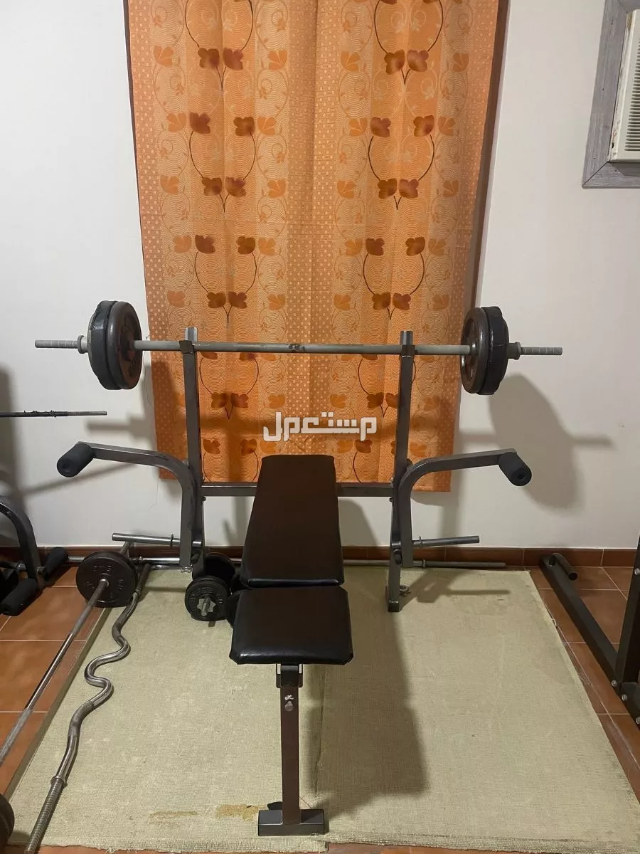 للبيع جهاز تمارين رياضية في الدمام بسعر ألفين ريال سعودي