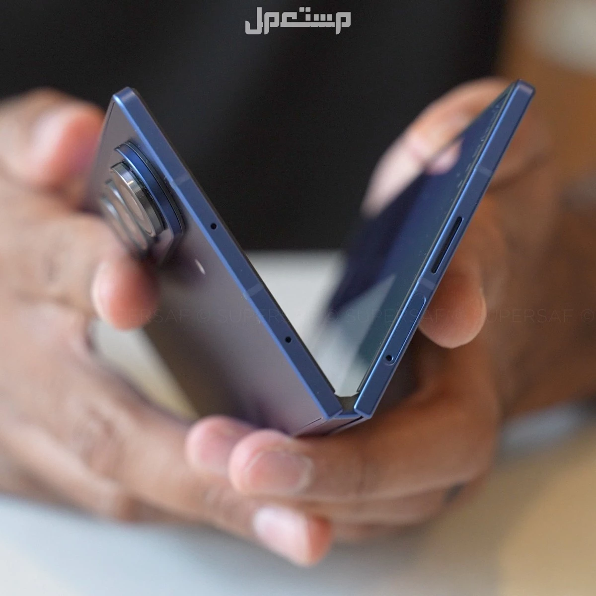 سعر ومواصفات هاتف سامسونج w26 فولد.. أههم المزايا والعيوب سامسونج Z Fold 7
