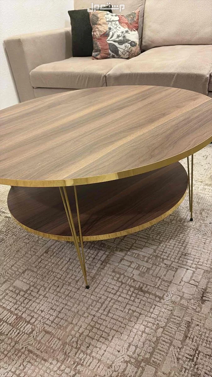 للبيع كنب وفرشه وطاوله بالقصيم