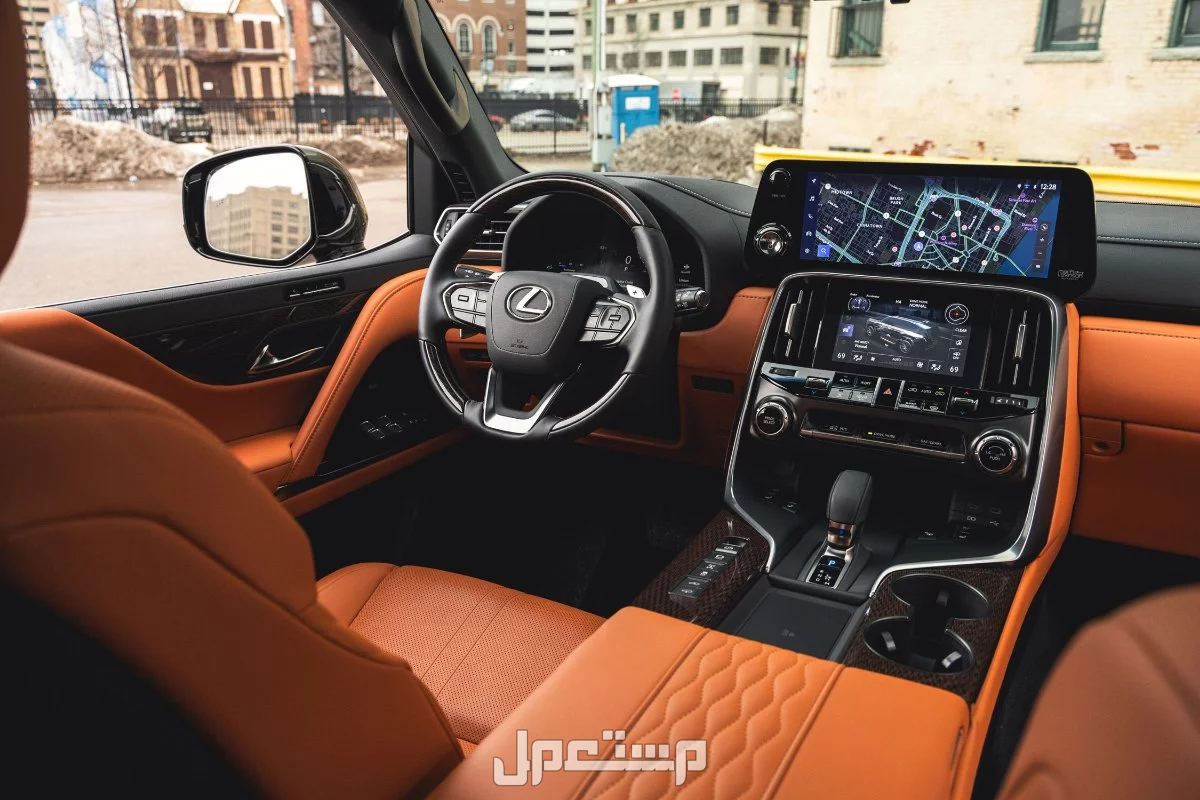 مقارنة بين سيارات suv في السعودية 2026 مع المواصفات والأسعار داخلية سيارة دفع رباعي فاخرة 2026