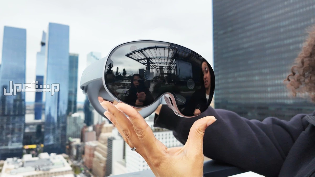 مقارنة بين سامسونج Galaxy XR وابل Vision Pro.. من الأفضل؟ نظارة سامسونج