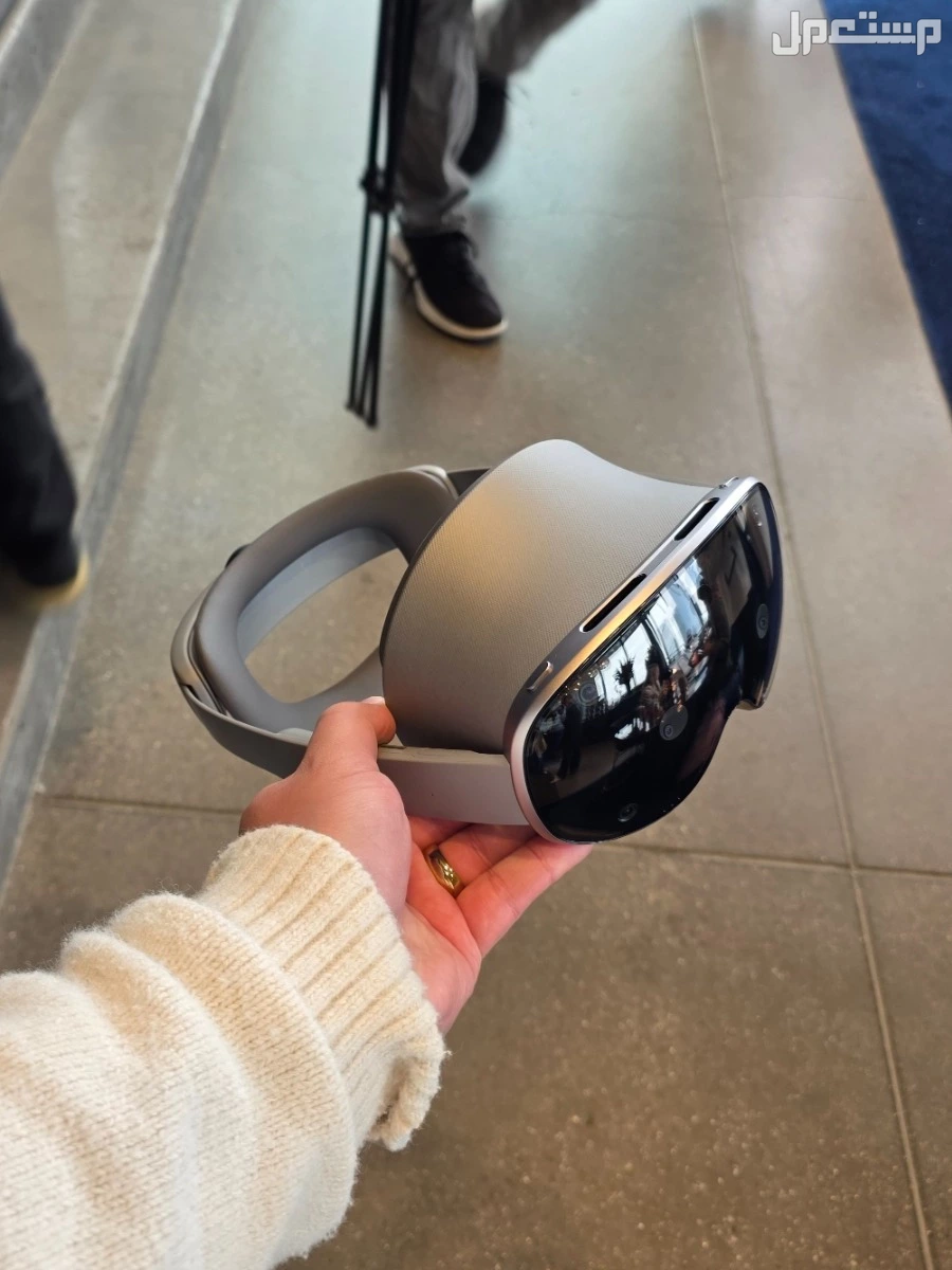 مقارنة بين سامسونج Galaxy XR وابل Vision Pro.. من الأفضل؟ نظارات سامسونج XR