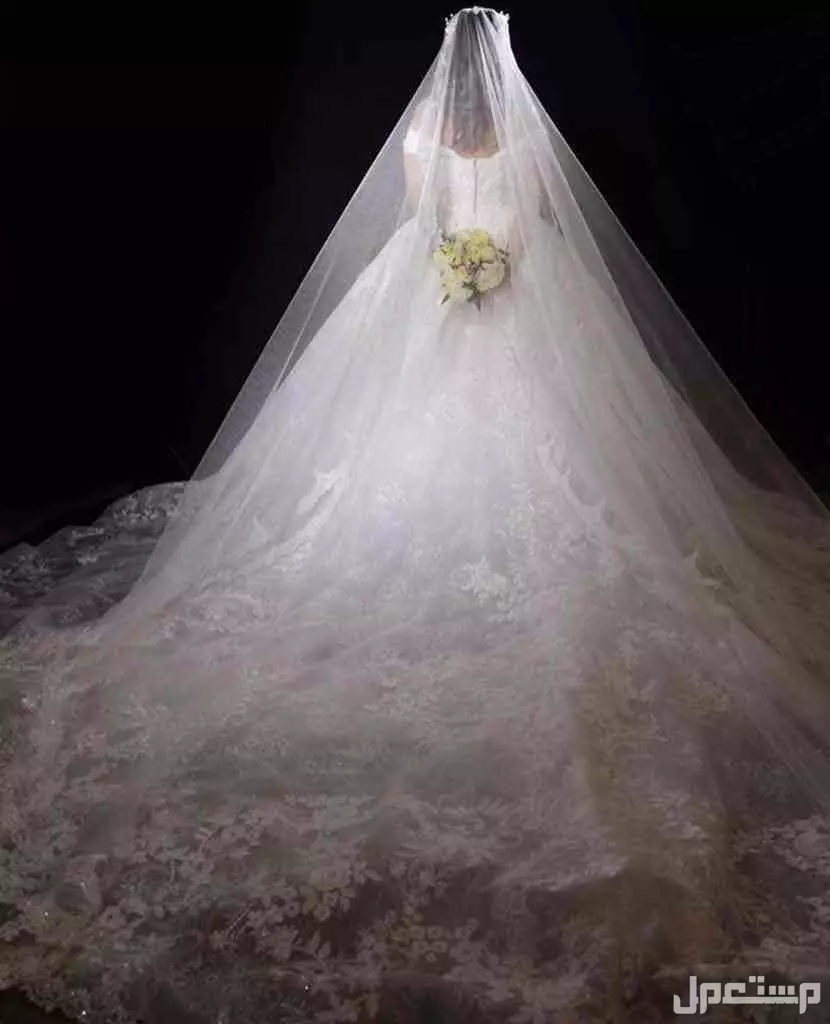 فستان زواج للبيع في الدمام الشاطىء الشرقي
