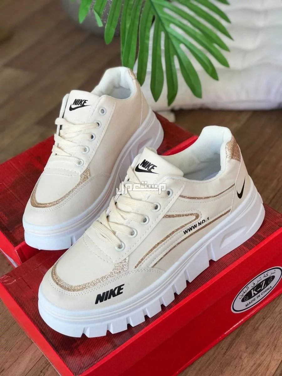 عرض 3 شوزات نسائي ماركات متنوعة