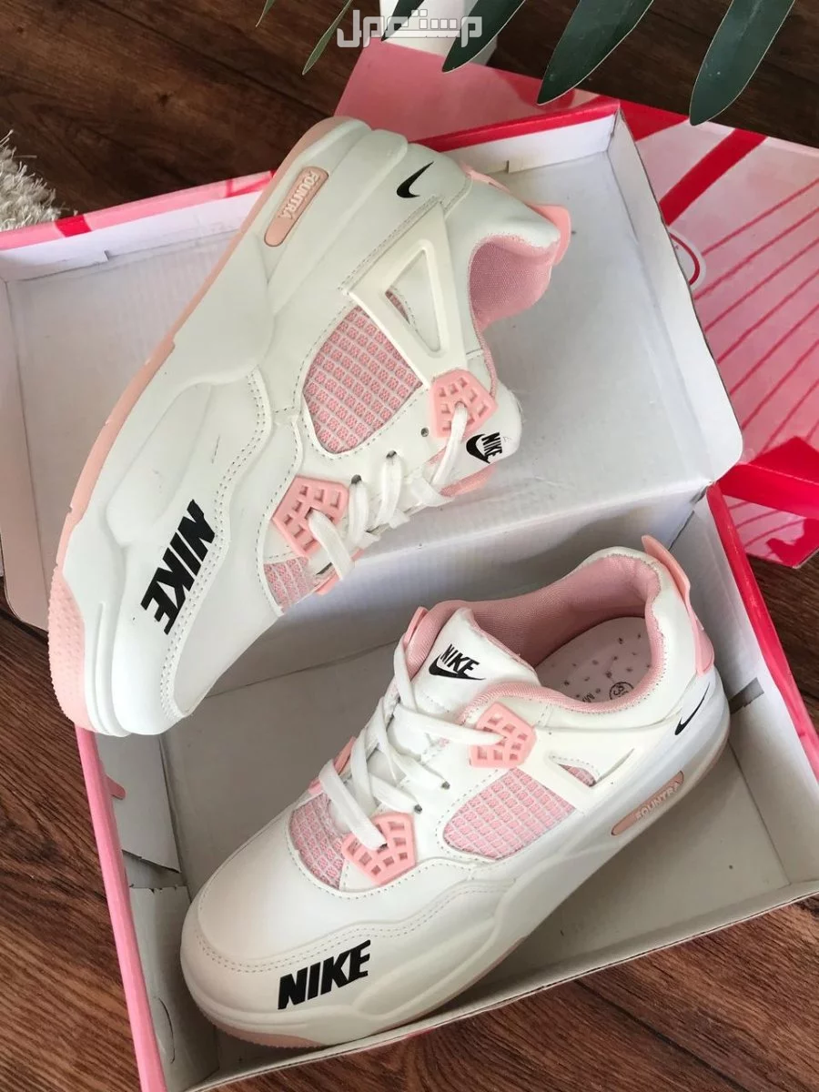 عرض 3 شوزات نسائي ماركات متنوعة