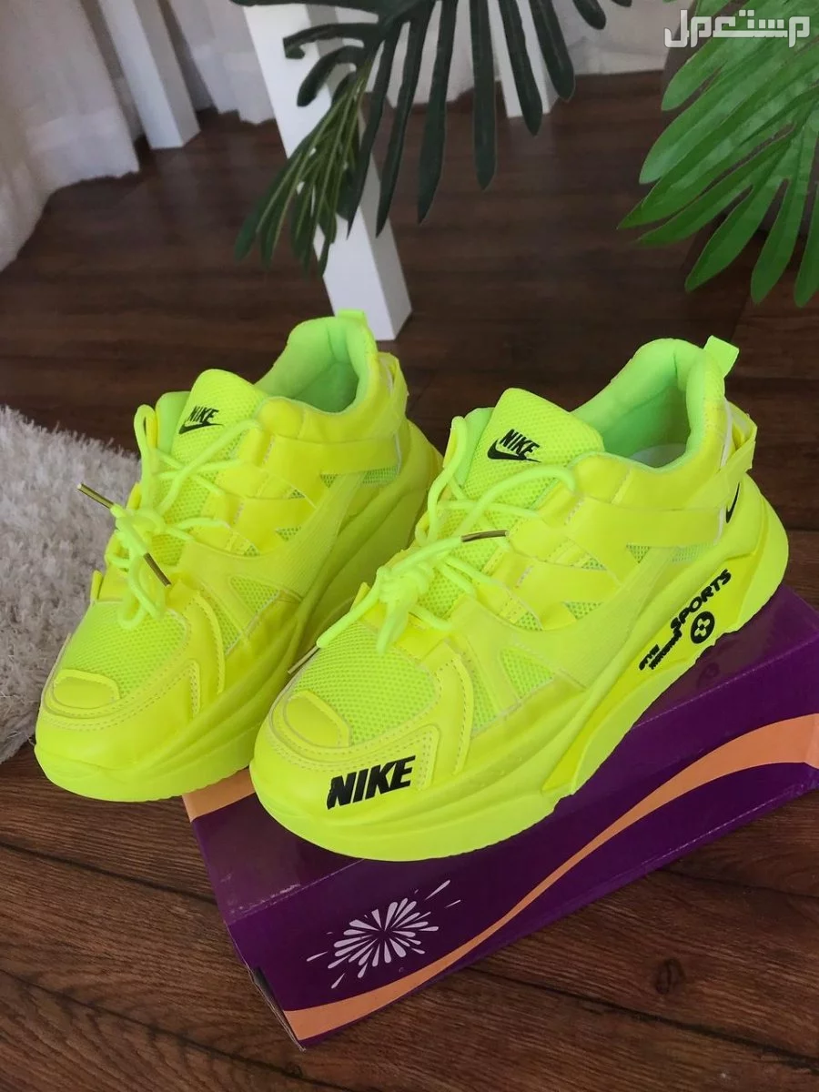 عرض 3 شوزات نسائي ماركات متنوعة