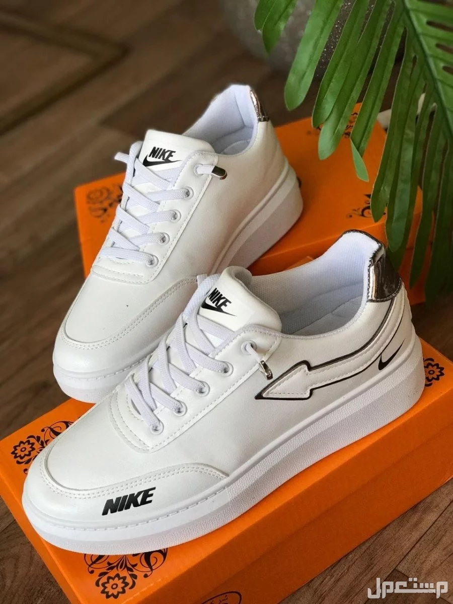 عرض 3 شوزات نسائي ماركات متنوعة