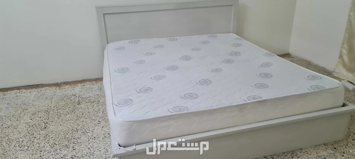 للبيع سرير نفرين مستعمل ب 500 ريال