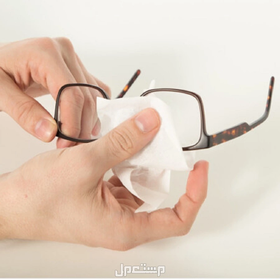 ما الأشياء التي لا يجب تنظيفها بالمناديل المعطرة إطلاقاً؟