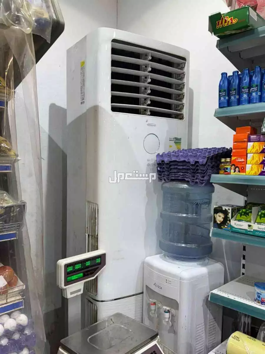 مكيفات دولابي موقعها في الضبية بصعر 14 الف ريال جديد استخدام 4 شهور