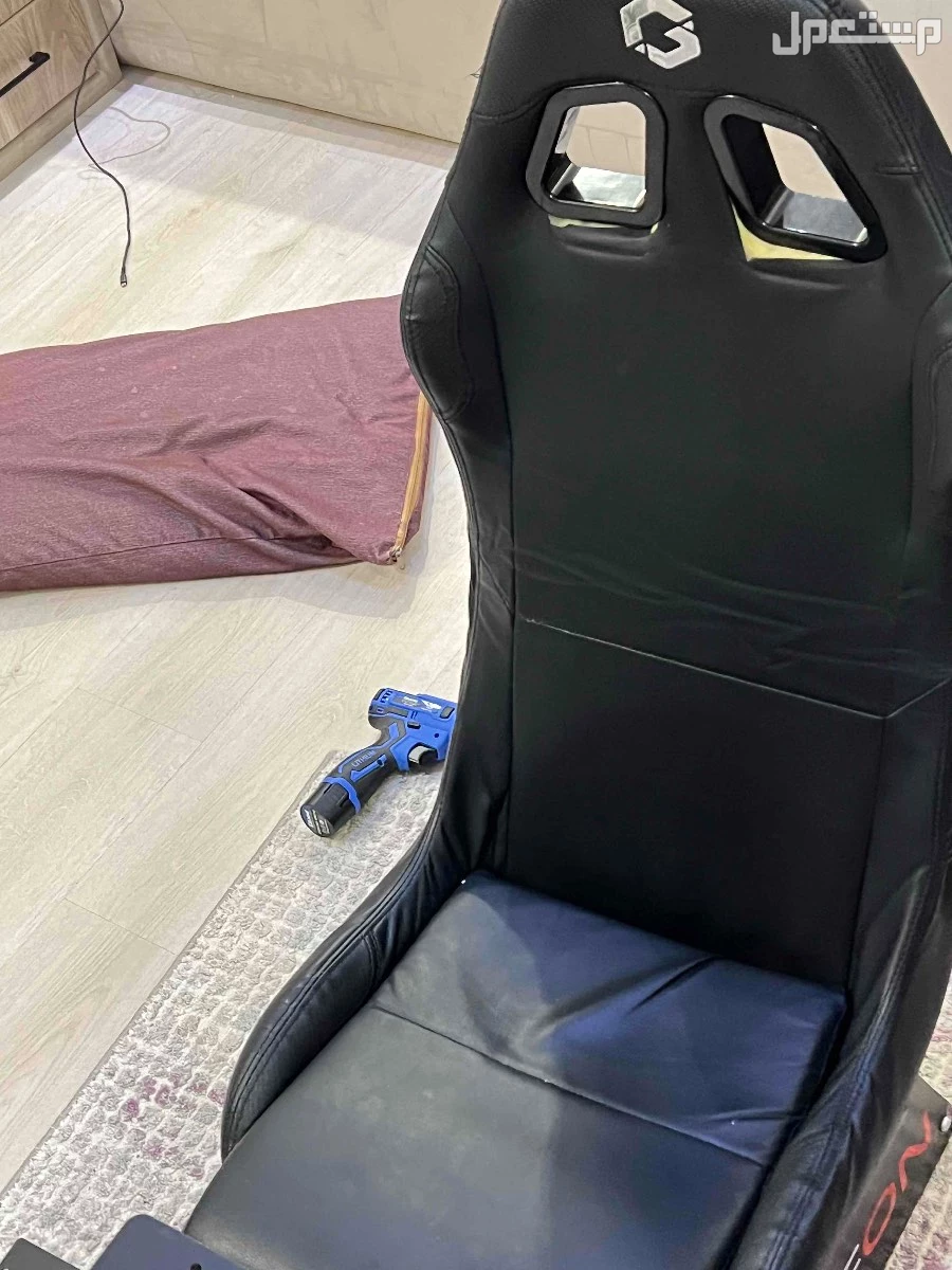 للبيع كرسي قيمنق نظيف في الطايف بسعر 300 في الطائف بسعر 400 ريال سعودي