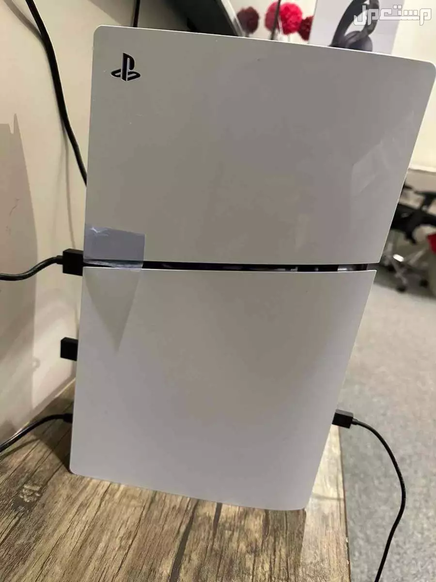 بلاستيشن 5 ويد احترافيه وسماعه مع ملحقات جديد في خميس مشيط
