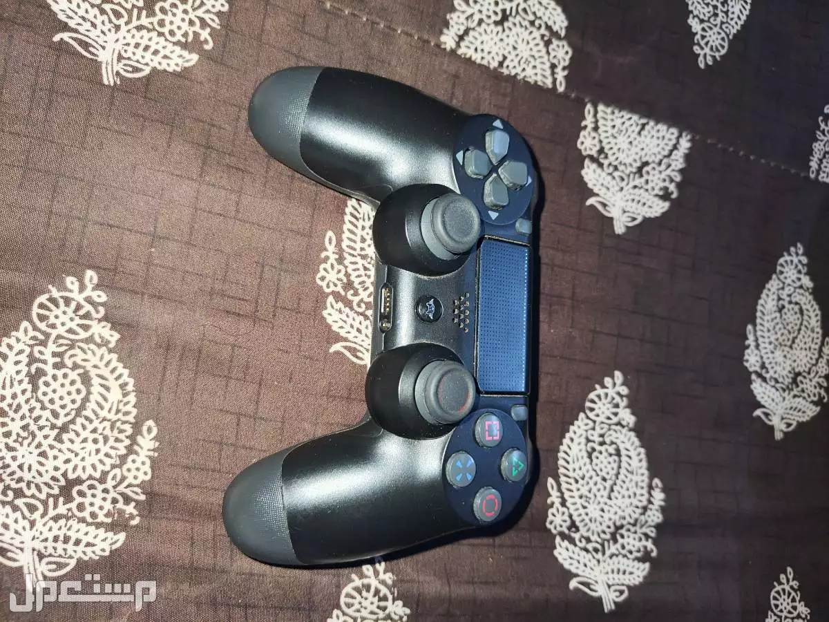 سوني 4 سليم  ون تيرا في القنفذة بسعر 400 ريال سعودي