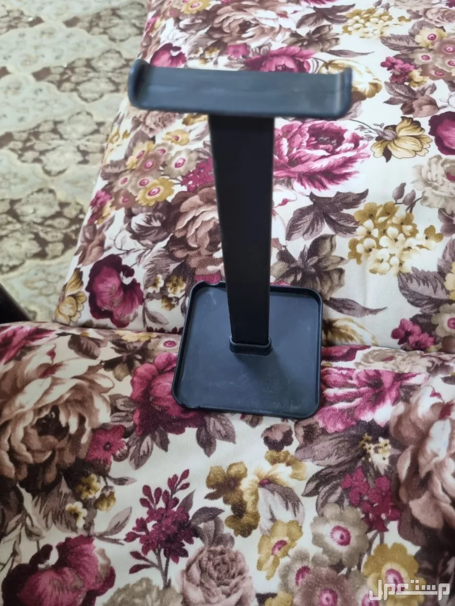 استاند 2 يد سوني 2-3-4-5 Xbox كمان ويوجد اتاند سماعه نظيف في تبوك بسعر 25 ريال سعودي