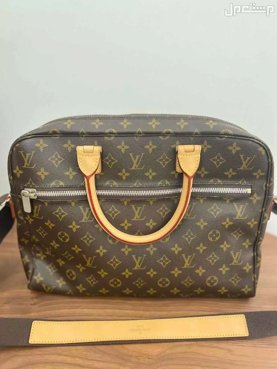 حقيبة Louis Vuitton أصلية جديدة