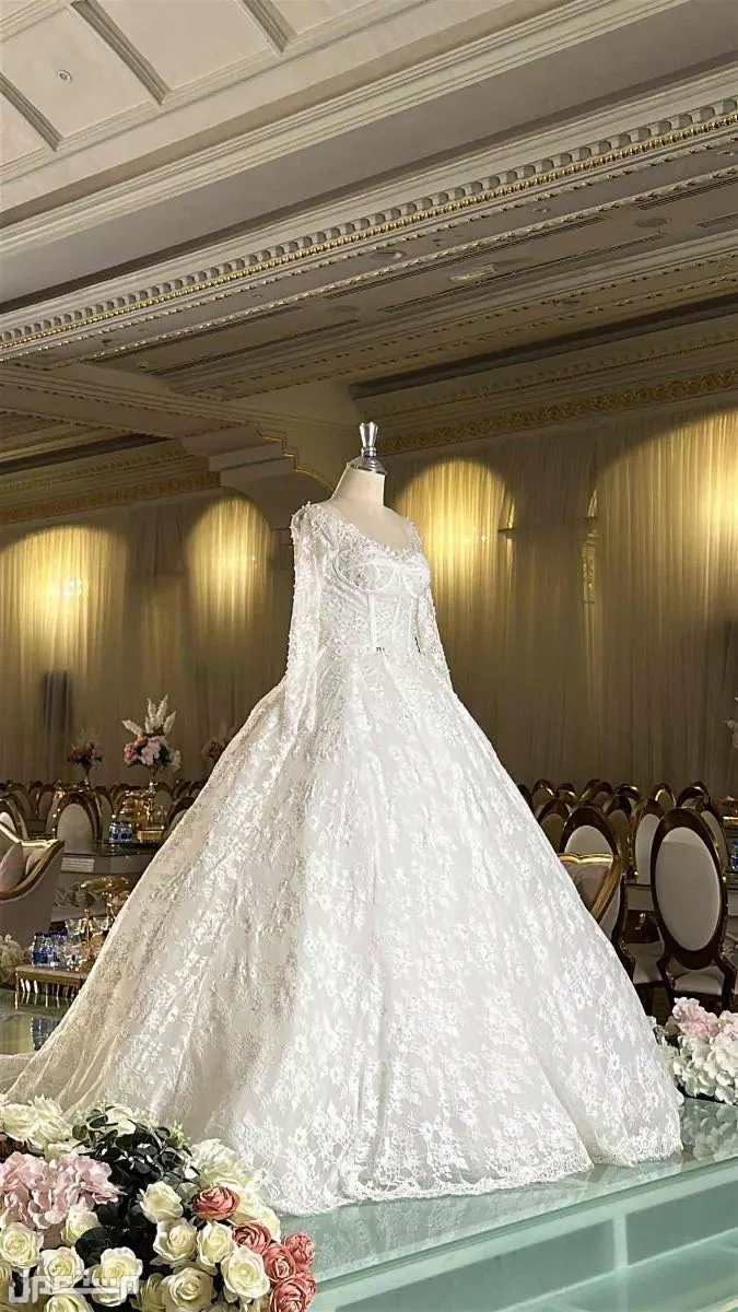 فستان فرح  في المدينة المنورة بسعر 4 آلاف ريال سعودي