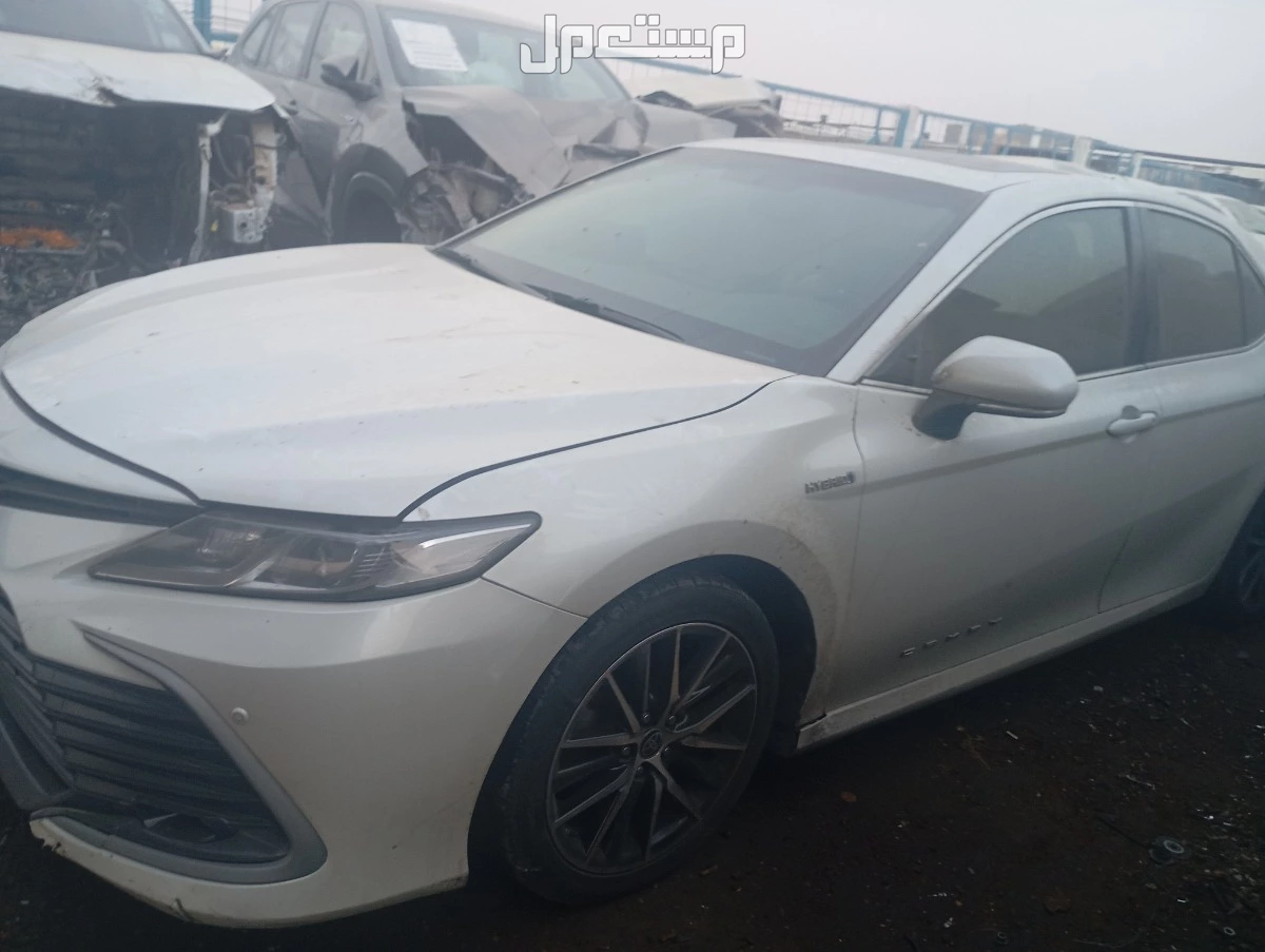 في الرياض بسعر 100 ريال سعودي لبيع قطع غيار تويوتا كامري