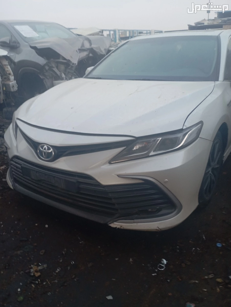 في الرياض بسعر 100 ريال سعودي لبيع قطع غيار تويوتا كامري