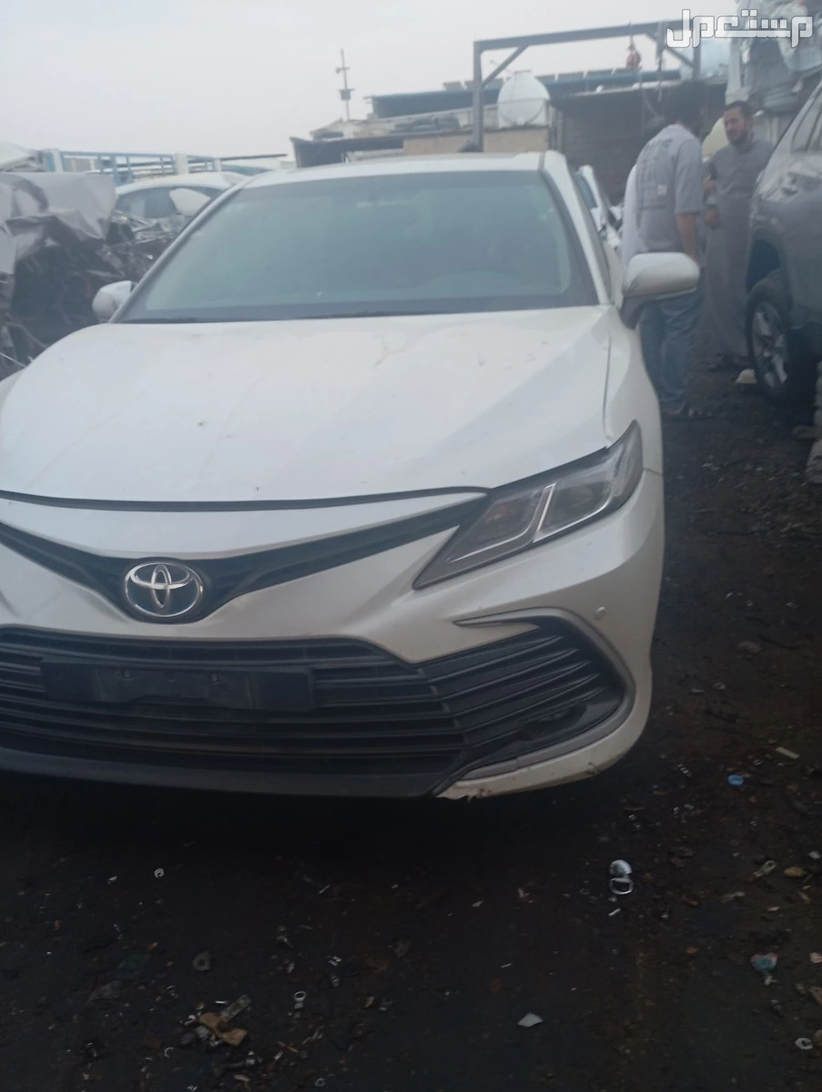 في الرياض بسعر 100 ريال سعودي لبيع قطع غيار تويوتا كامري