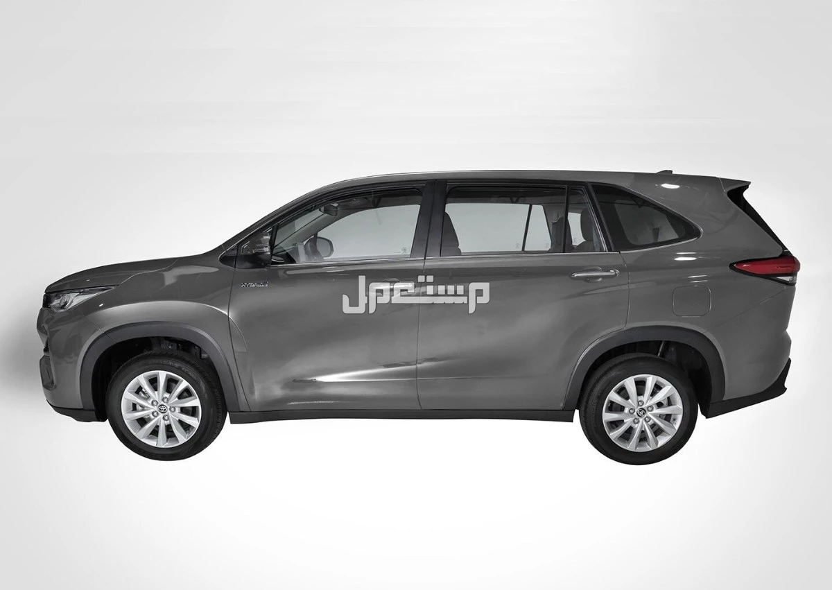 أسعار ومواصفات تويوتا انوفا 2026 وأبرز التجهيزات بالصور التقنيات في تويوتا انوفا 2026