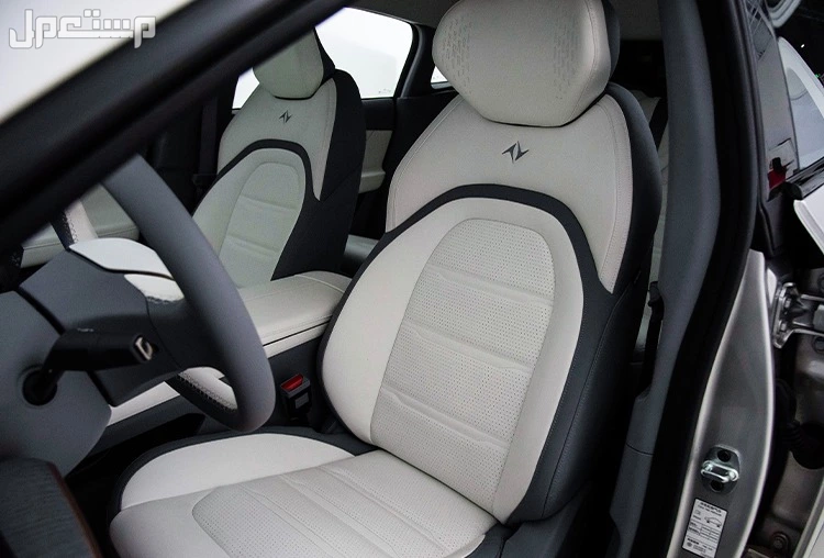 مواصفات وسعر دونغ فينغ 007 2026 مع الصور سيارة فاخرة صينية 2026