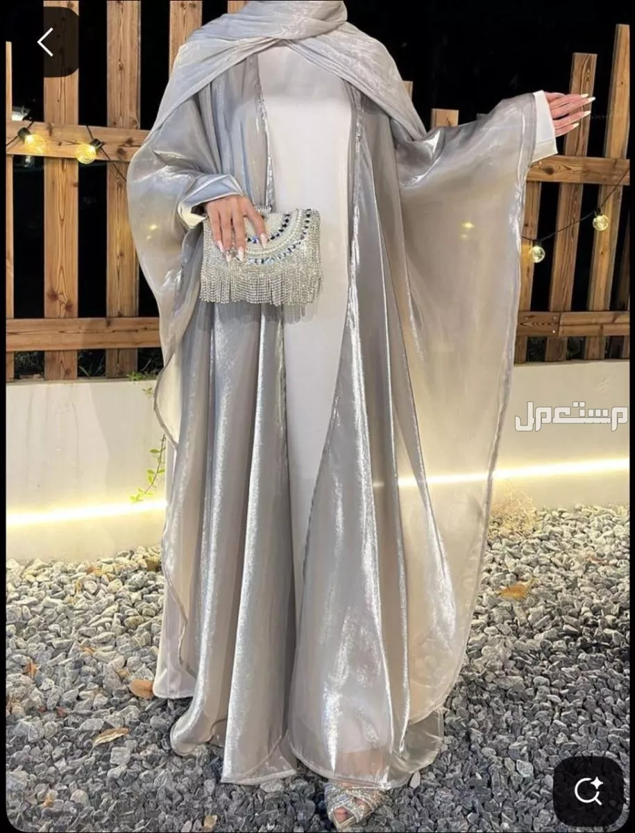 أفضل أنواع أقمشة العبايات النسائية 2026 ومميزاتها (صور) أفضل أقمشة العبايات للصيف