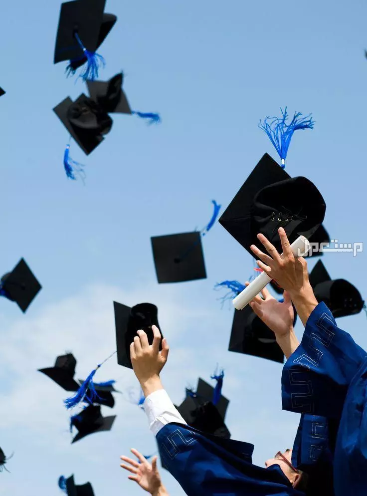 أجمل عبارات تهنئة ماجستير بالانجليزي مع أفكار هدايا مناسبة للتخرج ماذا تقول لشخص حصل على درجة الماجستير