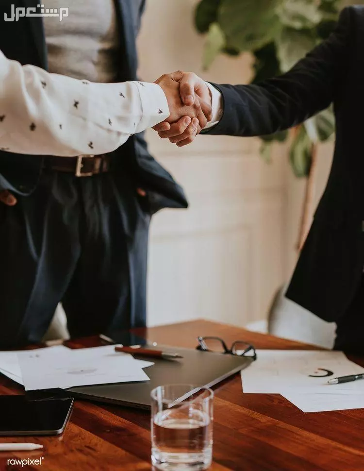 عبارات تهنئة بمنصب مدير بالإنجليزي.. كيف تقول التهنئة بشكل احترافي؟ كيف تقول التهنئة بشكل احترافي