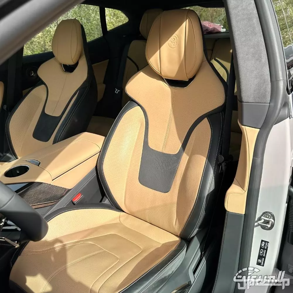 سعر ومواصفات لوتس اليترا 2026 في السعودية (صور) لوتس اليترا 2026 من الداخل