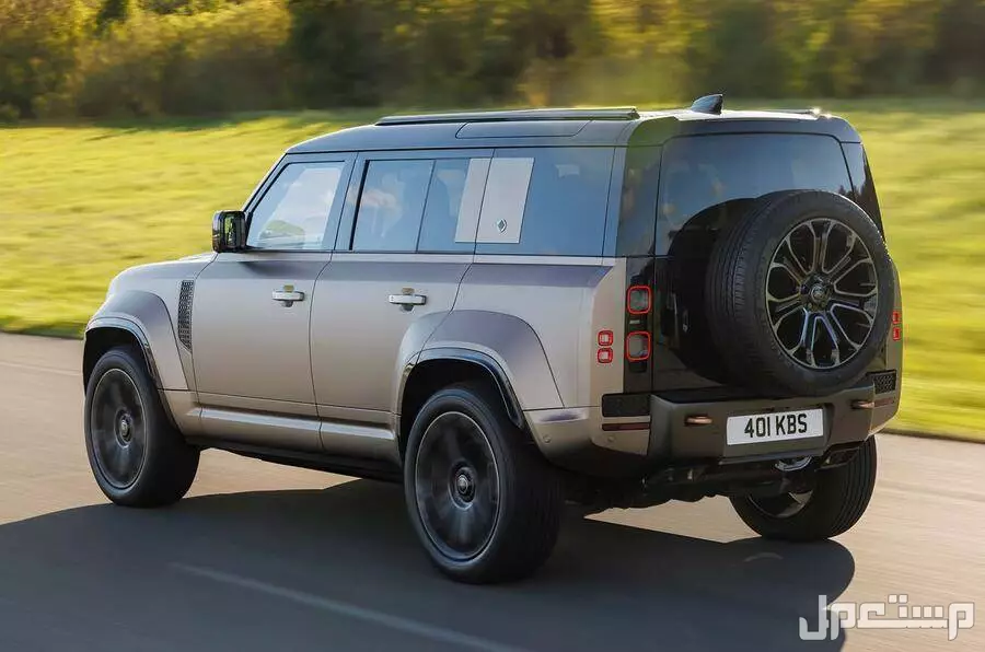 سعر لاندروفر ديفندر 2026 مع المواصفات والصور تصميم  لاندروفر ديفندر 2026