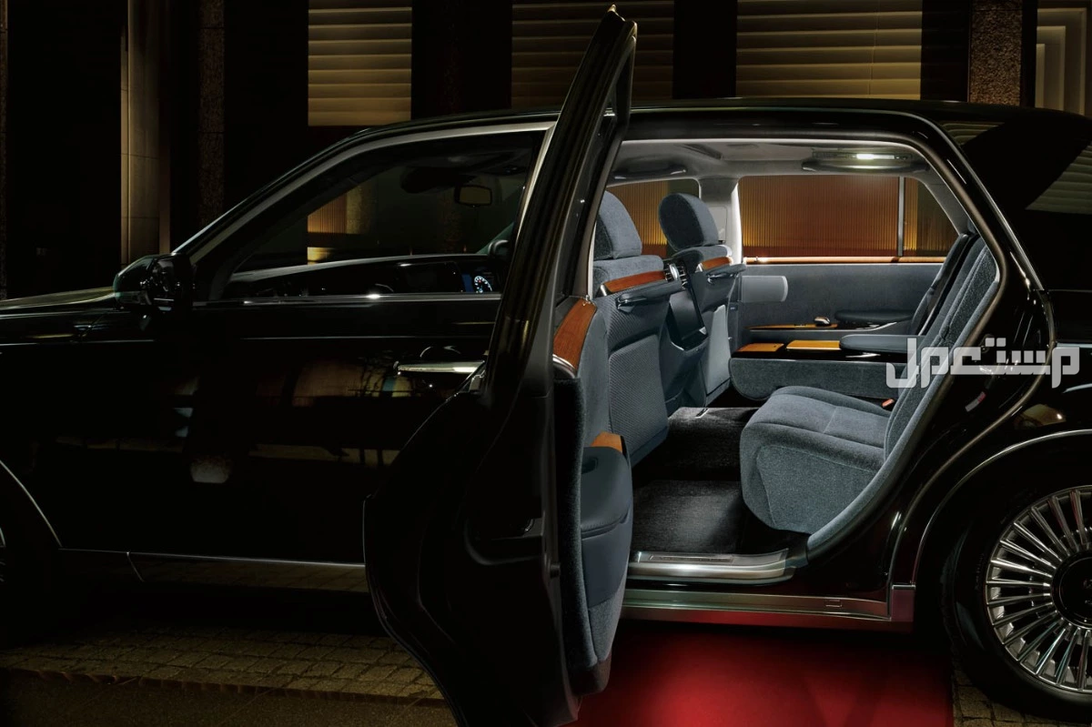 سعر ومواصفات وصور تويوتا سنشري 2026 الجديدة سعر تويوتا سنشري 2026