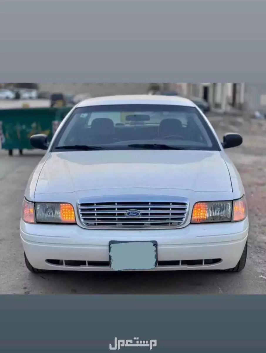 فورد كراون فكتوريا 2009 مستعملة للبيع في الرياض بسعر 15 ألف ريال سعودي