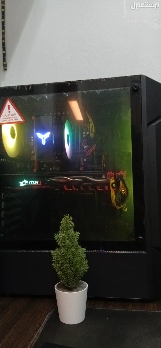 للبيع بي سي قيمنق مواصفات ممتازة 1600