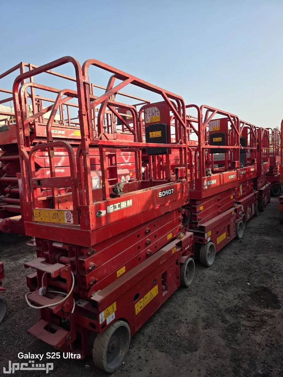 Diesel and #Electric scissor lifts available for rental