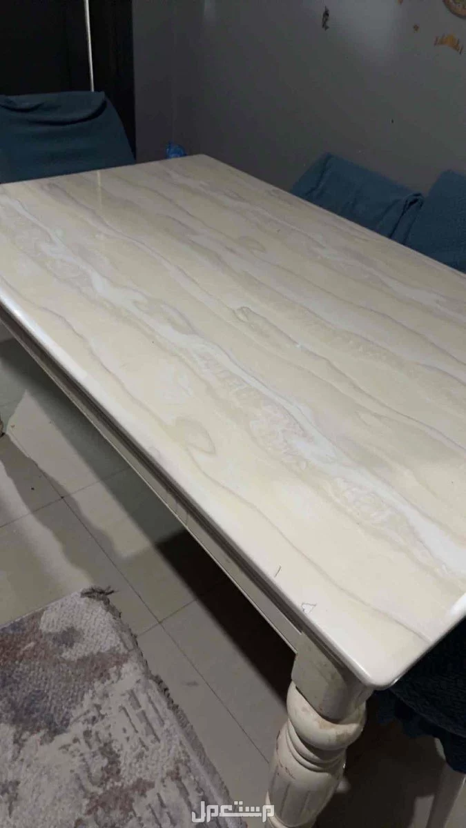 طاولة طعام رخام في الرياض بسعر نتواصل وتاسريال سعودي