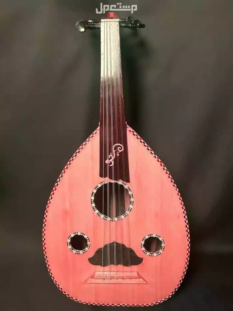 عود أطفال احترافي – بداية موسيقية بإتقان الكبار بحجم مثالي