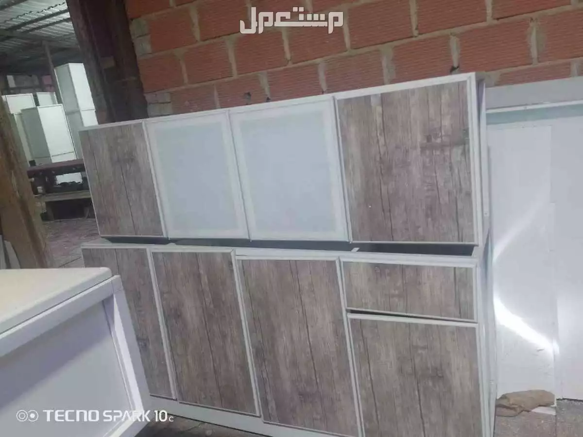 عندنا مطابخ جاهزه بتدور على مطبخ عملي وشكله شيك ويعيش معاك سنين؟ إحنا متخصصين في تفصيل المطابخ حسب المقاس والذوق مطابخ ألمنيوم مقاومة للرطوبة والحرارة مطابخ خشب خامات قوية وتشطيب فخ