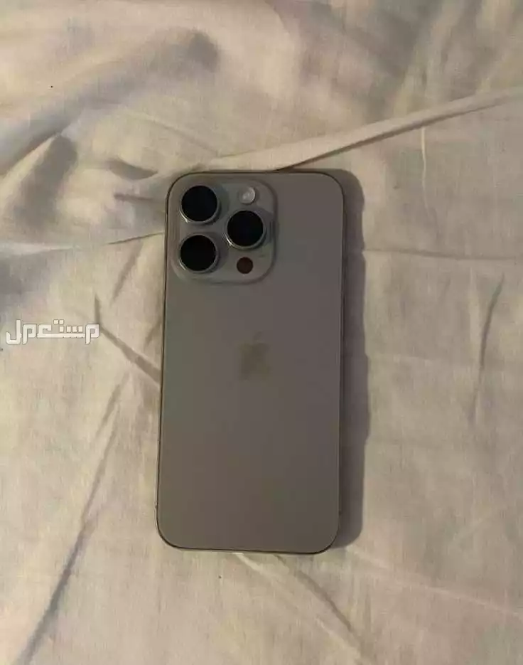 ايفون 15 الامريكي