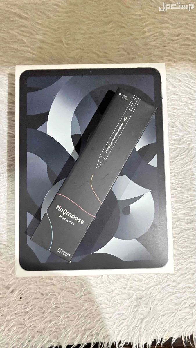ابل- ايباد اير الجيل الخامس 10.9 إنش - 64 قيقا - لون اسود فلكي نظيف جدا+قلم اصلي من Tainymous شركه ماركة أبل في الدمام بسعر 1450 ريال سعودي