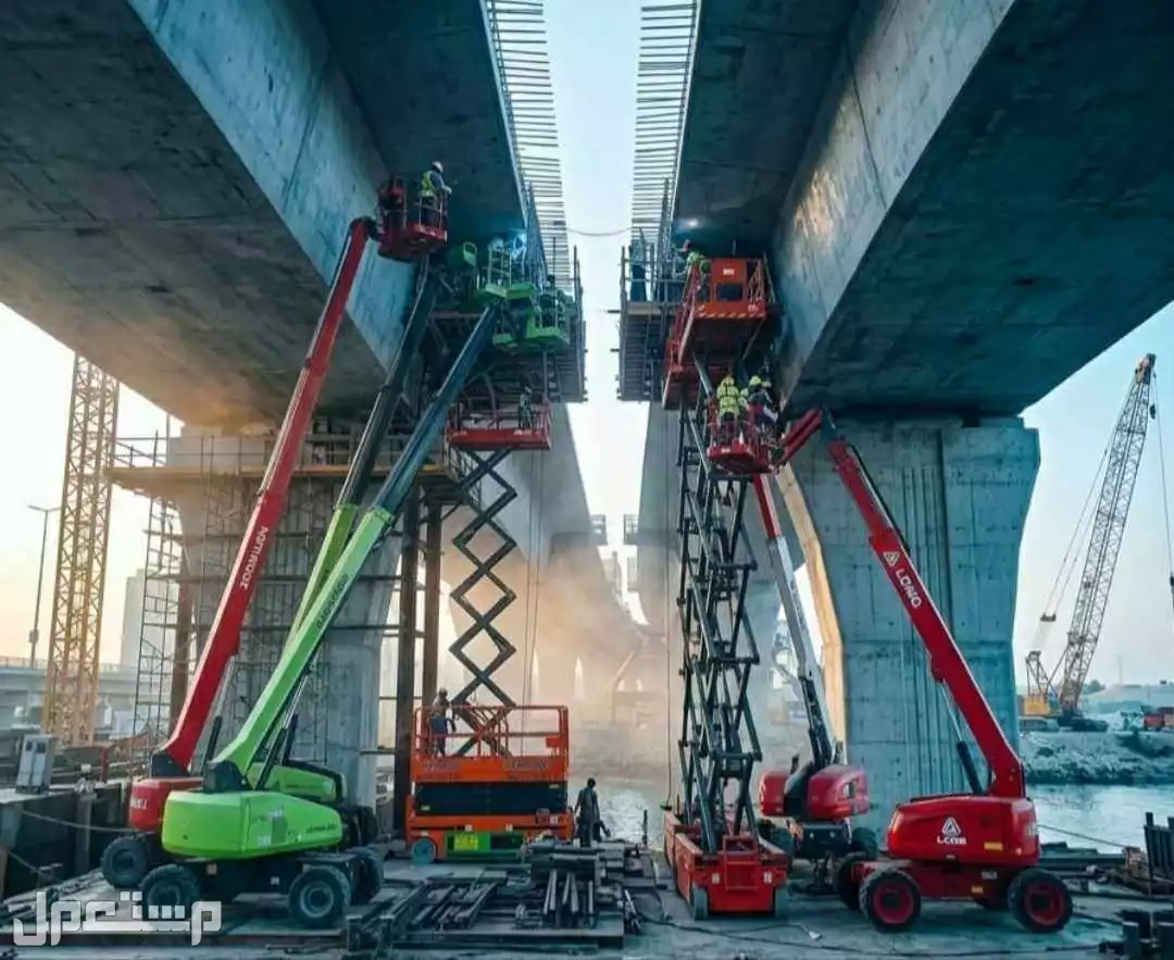 سيزرلفت مانلفت رافعة مقصية رافعة شوكية تاورلايت ابراج انارة كرينات مكة جدة