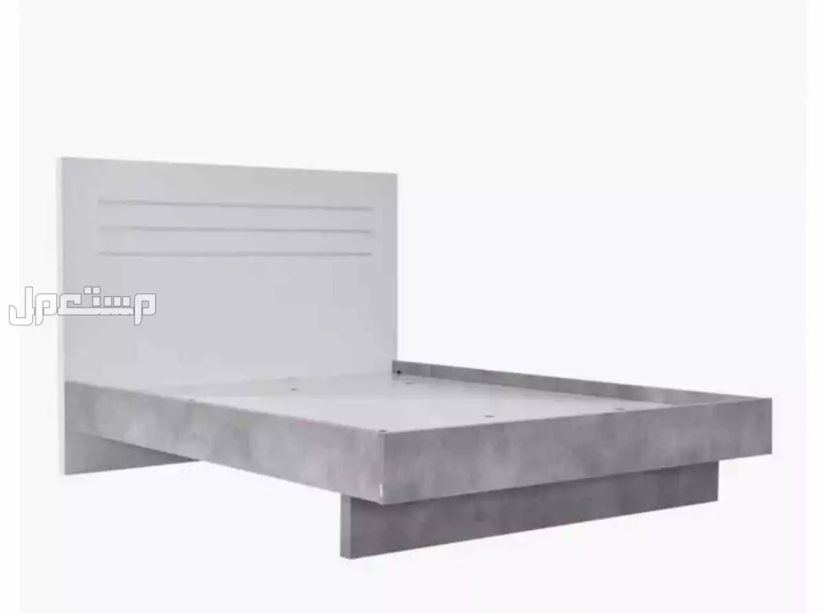 سرير مع مرتبه