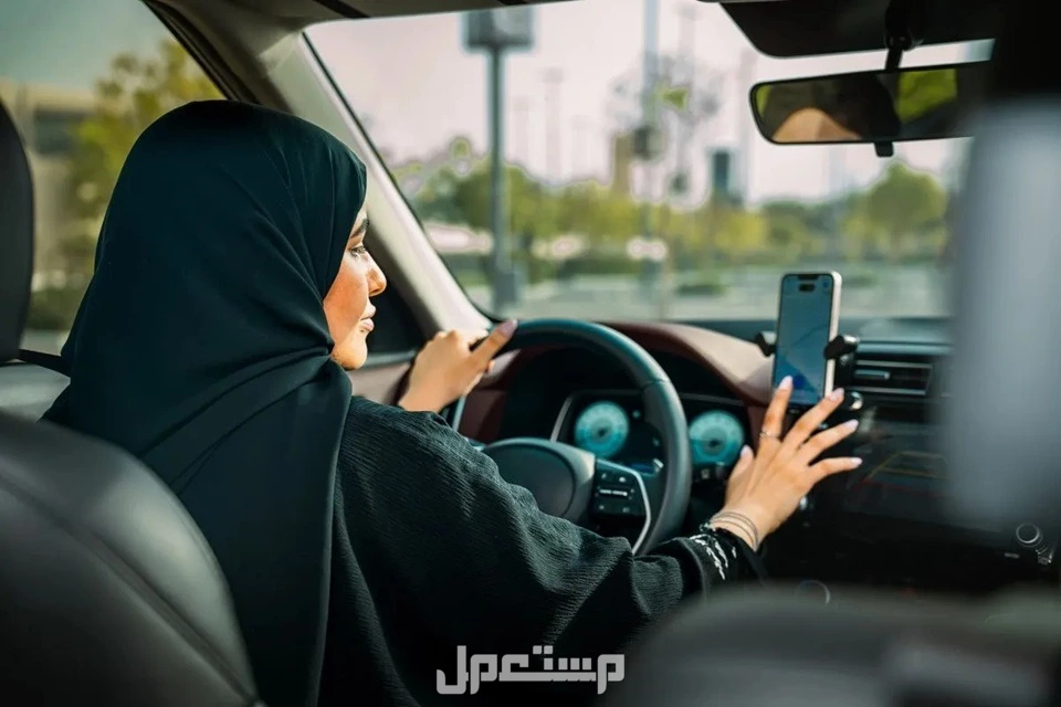 كيف تحصل المرأة على تمويل سيارة براتب 4000 ريال في السعودية؟ الدليل الكامل تمويل سيارة للمرأة